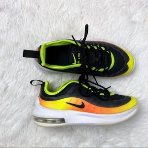 NIKE AIR MAX AXIS 1